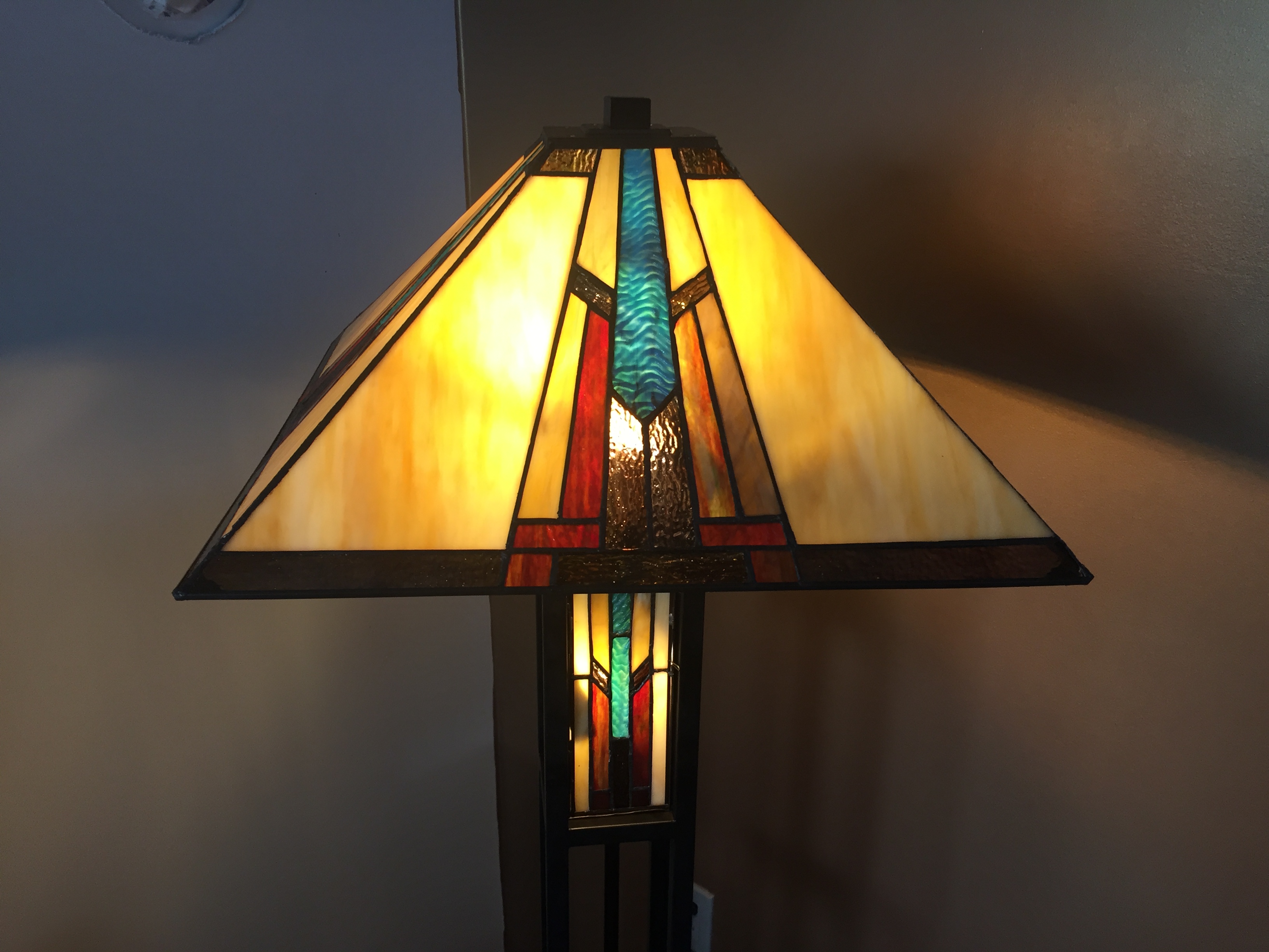 Ranier Mission Tiffany Style Table Lamp with Table Top Dimmer and