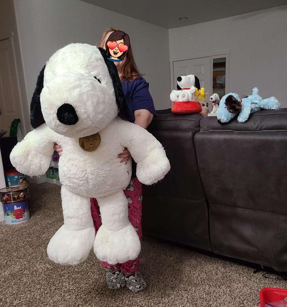 hallmark stuffed snoopy