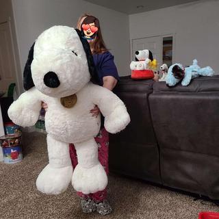 jumbo plush snoopy