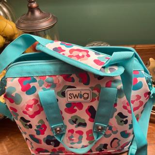 Swig™ Sand Art Backpack Cooler