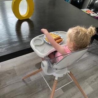 360° Cloud Baby Highchair with Clear Seat and 360° Swivel