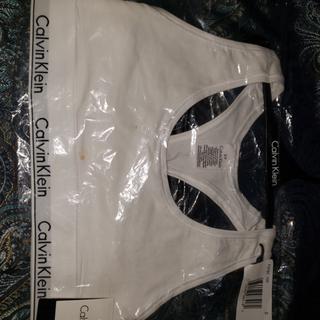 Calvin Klein Modern Cotton Racerback Bralette  Urban Outfitters Japan -  Clothing, Music, Home & Accessories