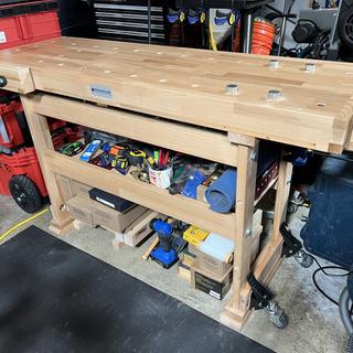 TOOL and Hardware Workbench for Workshops comes Painted for you O Scale 