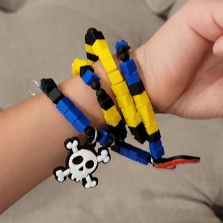 MindWare : Customer Reviews : Secret Pixx Bead Friendship Bracelet Maker  with FREE Charms