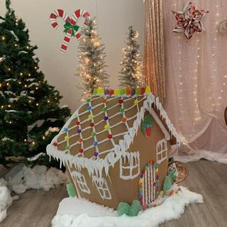 Oriental Trading : Customer Reviews : 5 Ft. X 4 Ft. Gingerbread House 