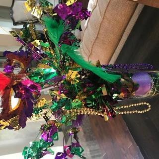 Mardi Gras Foil Spray Centerpiece