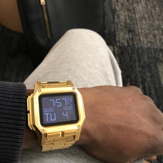 Nixon 2025 regulus gold