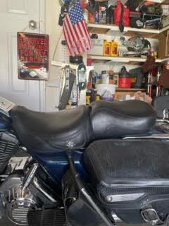 Mustang Seats Black Super Touring Vintage Seat - 76973 Harley