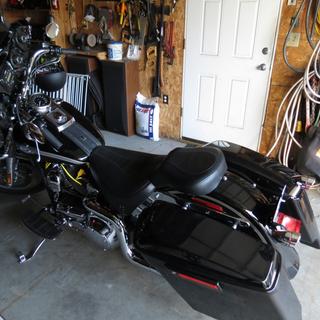 HogWorkz Vivid Black Softail Standard Saddlebag Conversion Kit w/Black Hardware - HW167223