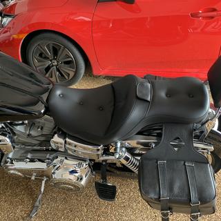 Saddlemen Explorer RS Seat w/Backrest - 806-04-030RS Harley