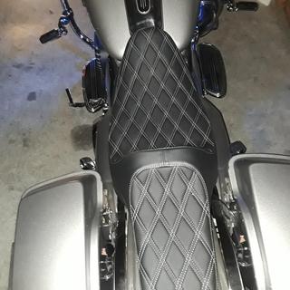 Drag Specialties Black Double Diamond Predator III Seat - 0802