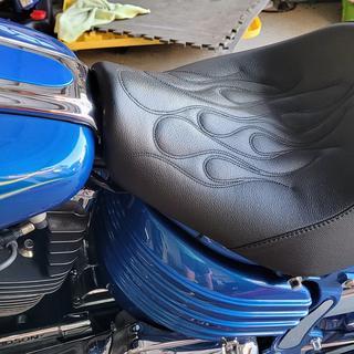 Danny Gray Flame Stitch Speedcradle Solo Seat - 21-714F Harley