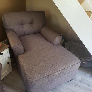 tibbee chaise chair