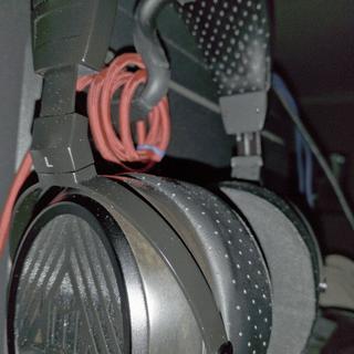 Monolith by Monoprice M570 Over Ear Open Back Planar Headphone 