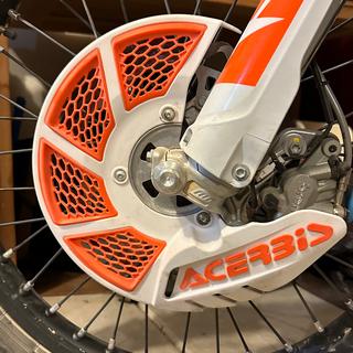 Acerbis X-Brake Vented Front Disc Cover | Parts & Accessories