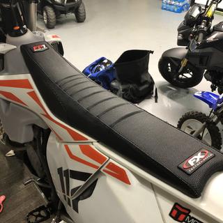 Factory Effex 14-25136 Black FP1 Seat Cover 
