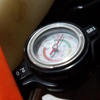 High Pressure Radiator Cap with Temperature Gauge 2.0 Bar for KTM 250 XCF-W 2007-2016
