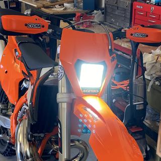 Acerbis LED VSL Headlight | Parts & Accessories | Rocky Mountain