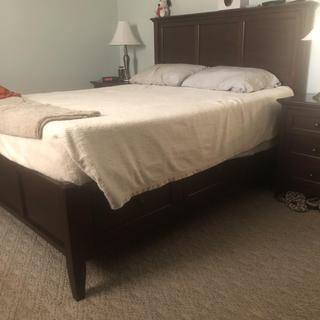 Westlake Storage Platform Bed | Raymour & Flanigan