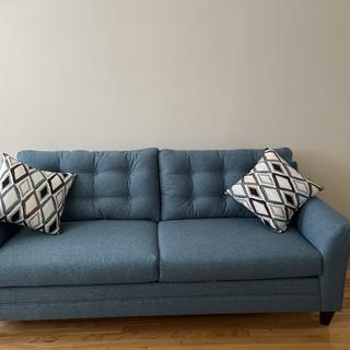 Wexler Sofa | Raymour & Flanigan