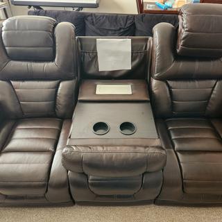 Othello Power Sofa w/Power Headrest | Raymour & Flanigan