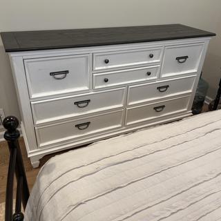 Raelynn Bedroom Dresser | Raymour & Flanigan