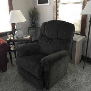 raymour and flanigan lazy boy recliners
