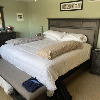 Cambridge Bed | Raymour & Flanigan