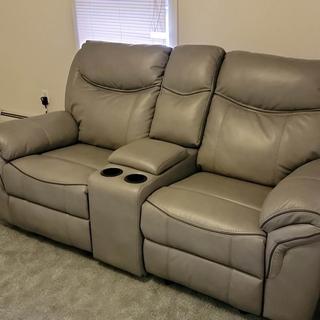 Ross 2 Pc Reclining Sofa And Loveseat