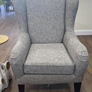 Karlette Accent Chair 