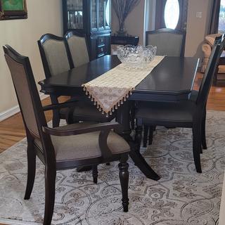 bay city dining set