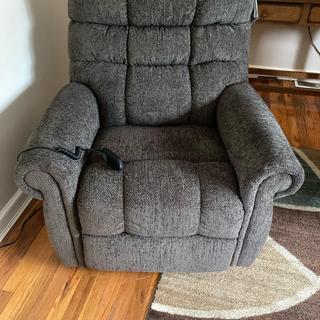 Fletch electric recliner discount chair