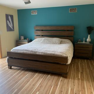 Santa Cruz Bed | Raymour & Flanigan