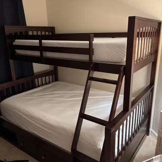 Raymour and flanigan outlet bunk deals beds