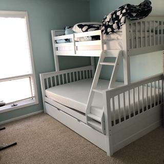 Jordan Twin-Over-Full Bunk Bed w/ Trundle | Raymour & Flanigan