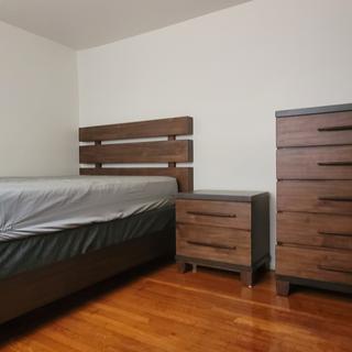 Santa Cruz Bed | Raymour & Flanigan