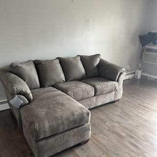 Whitman 2 Pc Sectional Sofa With