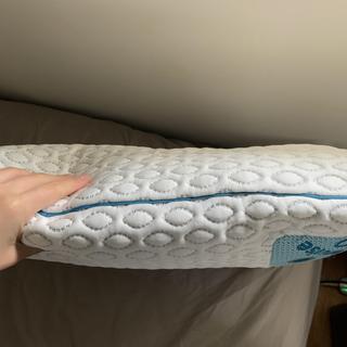 Impulse 1.0 outlet pillow