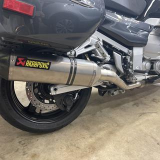 Fjr 1300 deals akrapovic