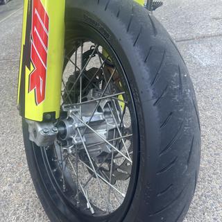 Bridgestone Battlax S22 Tires - DME Racing