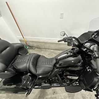 Mustang Super Touring Seat For Harley 2008-2023 - RevZilla