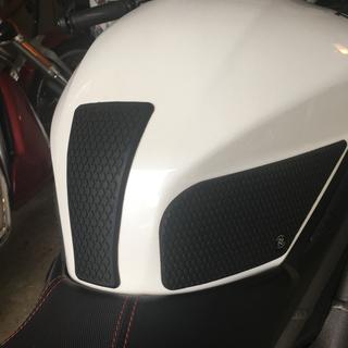 TechSpec Snake Skin Tank Pads Triumph Speed Triple / R / RS / S