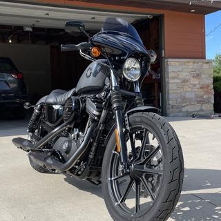 iron 883 with batwing fairing