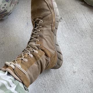 Descubrir 93+ imagen oakley light assault boot 2 review