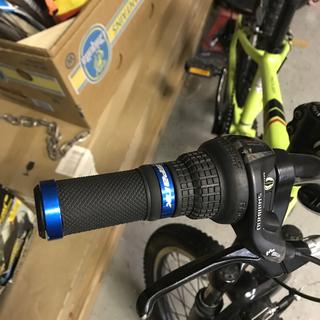 kids mountain bike grips