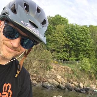 giro chronicle mips cycling helmet