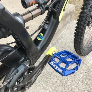 hope mountain bike pedals