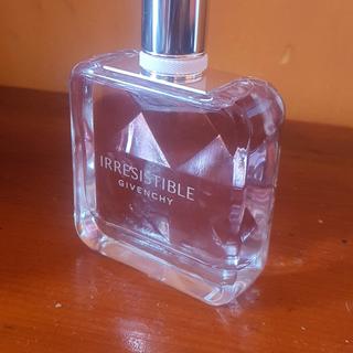 Eau de toilette Givenchy Irresistible de mujer