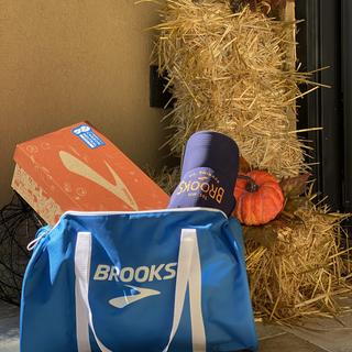 Brooks running clearance duffel bag