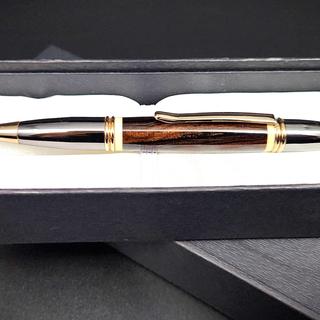 48 Pen Display Case with Lid: Thinner Pens